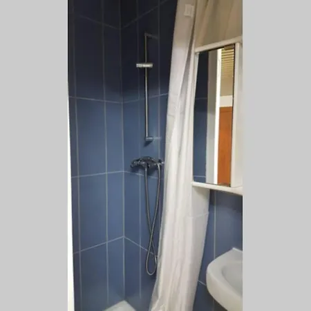Beau Studio Amenage Et Confortable Pres D'amiens *